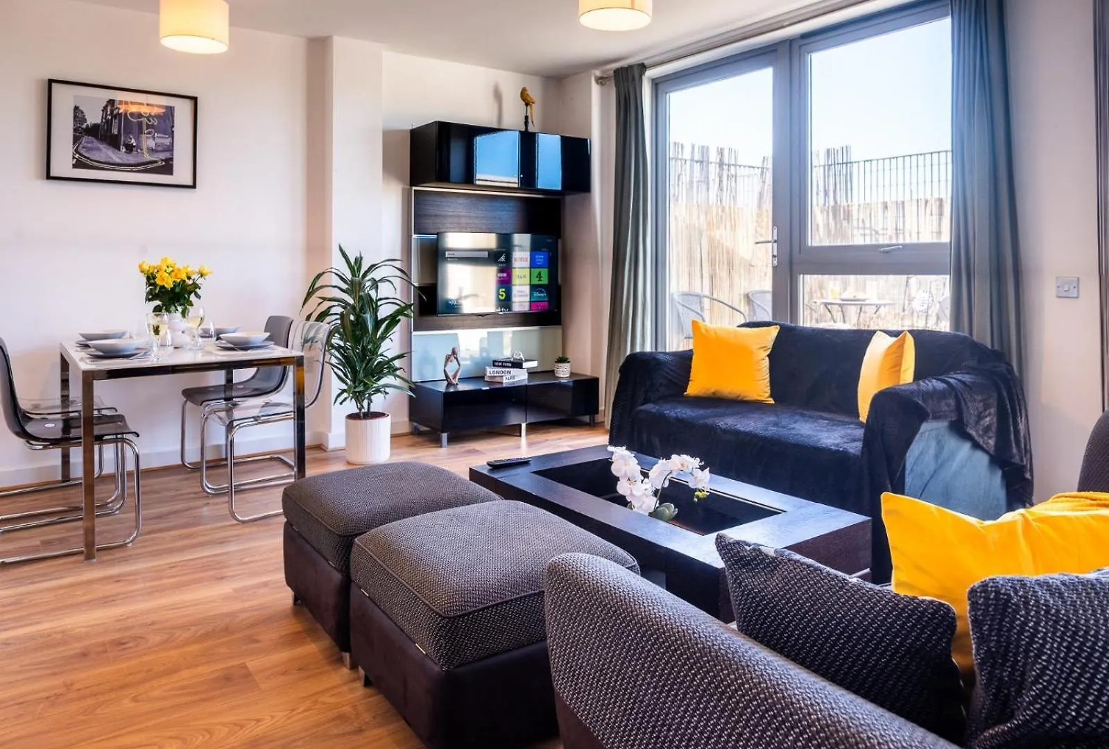 Apartment New The Viewpoint Modern 2 Bed Near O2 And Excel Ideal For Business And Long Stays London
