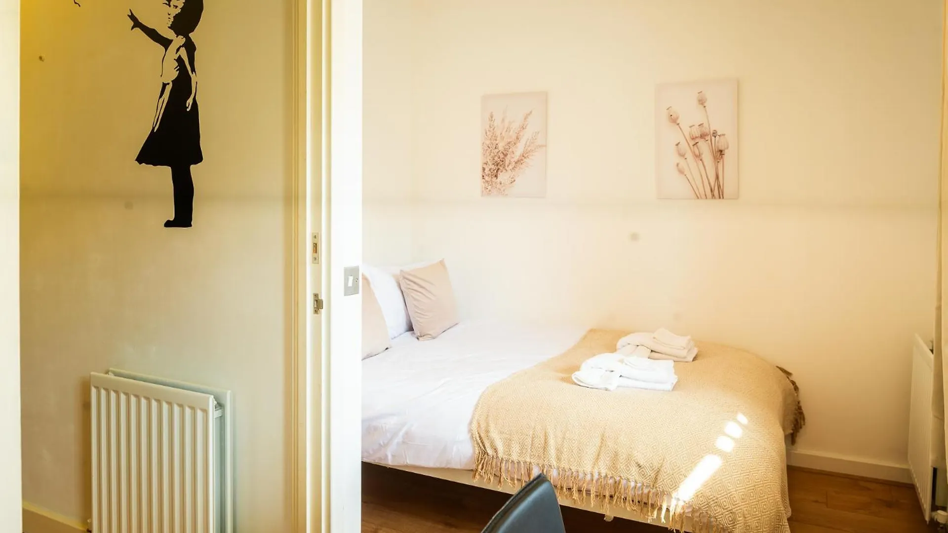 New The Viewpoint Modern 2 Bed Near O2 And Excel Ideal For Business And Long Stays London