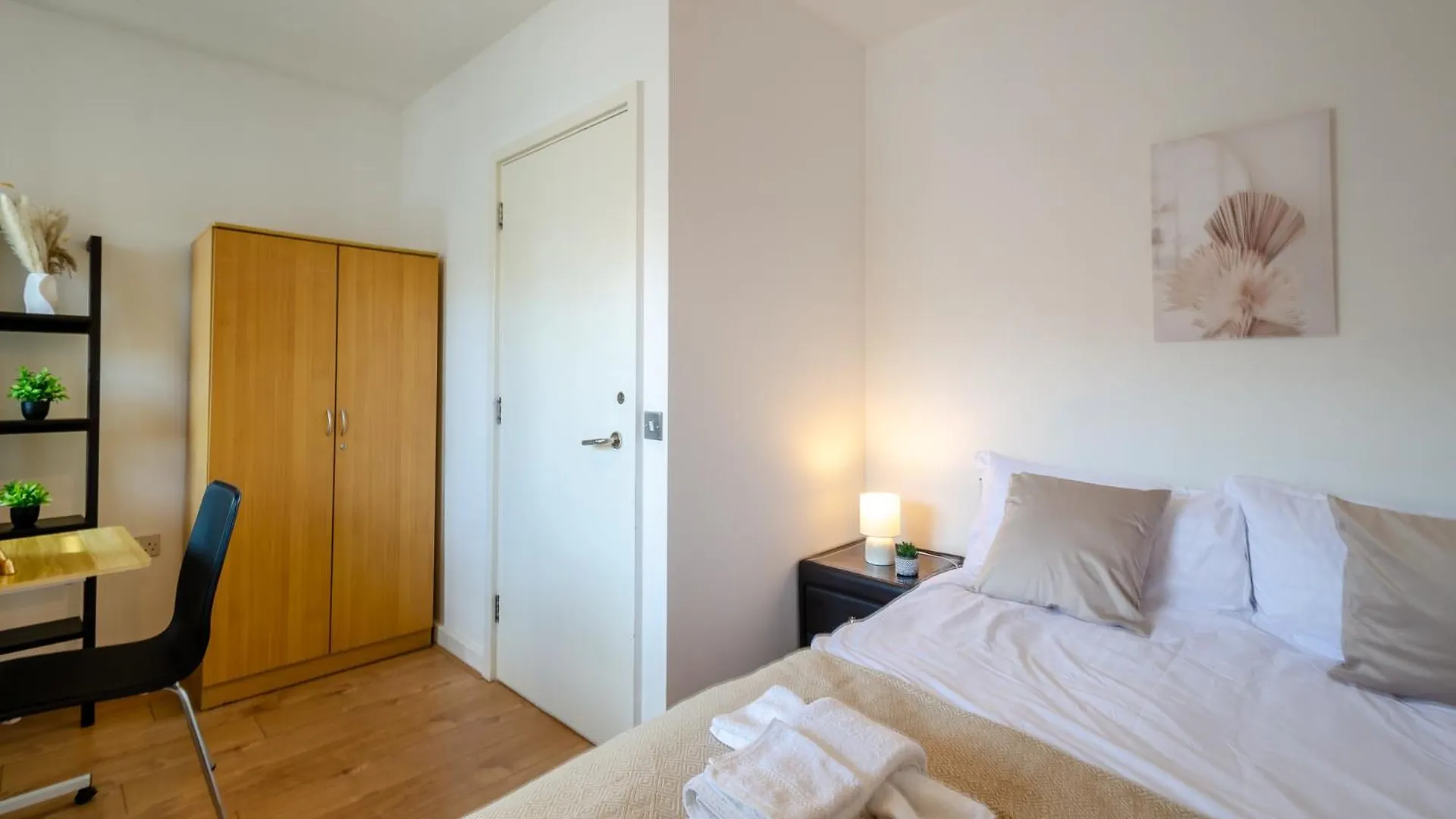 New The Viewpoint Modern 2 Bed Near O2 And Excel Ideal For Business And Long Stays London United Kingdom