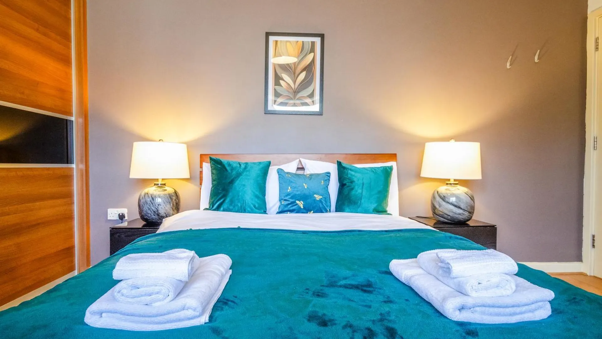 New The Viewpoint Modern 2 Bed Near O2 And Excel Ideal For Business And Long Stays London Apartment
