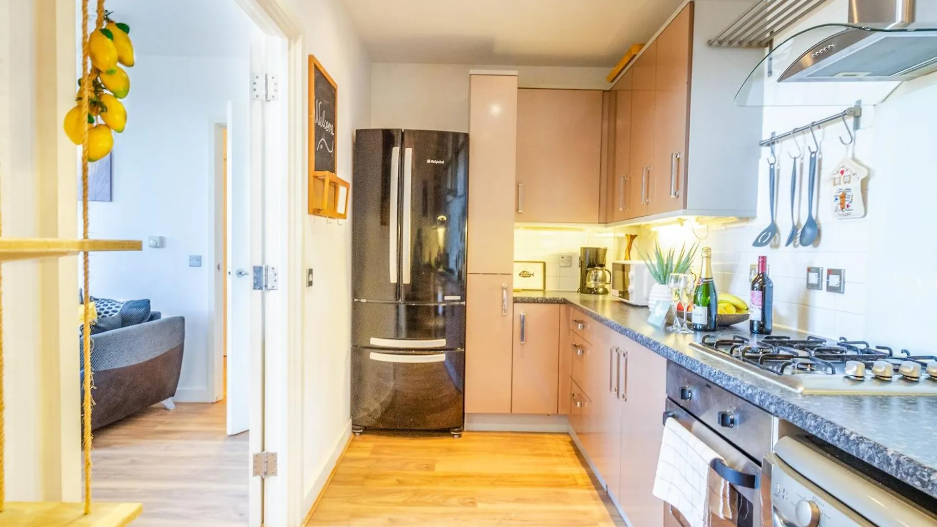 Apartment New The Viewpoint Modern 2 Bed Near O2 And Excel Ideal For Business And Long Stays London