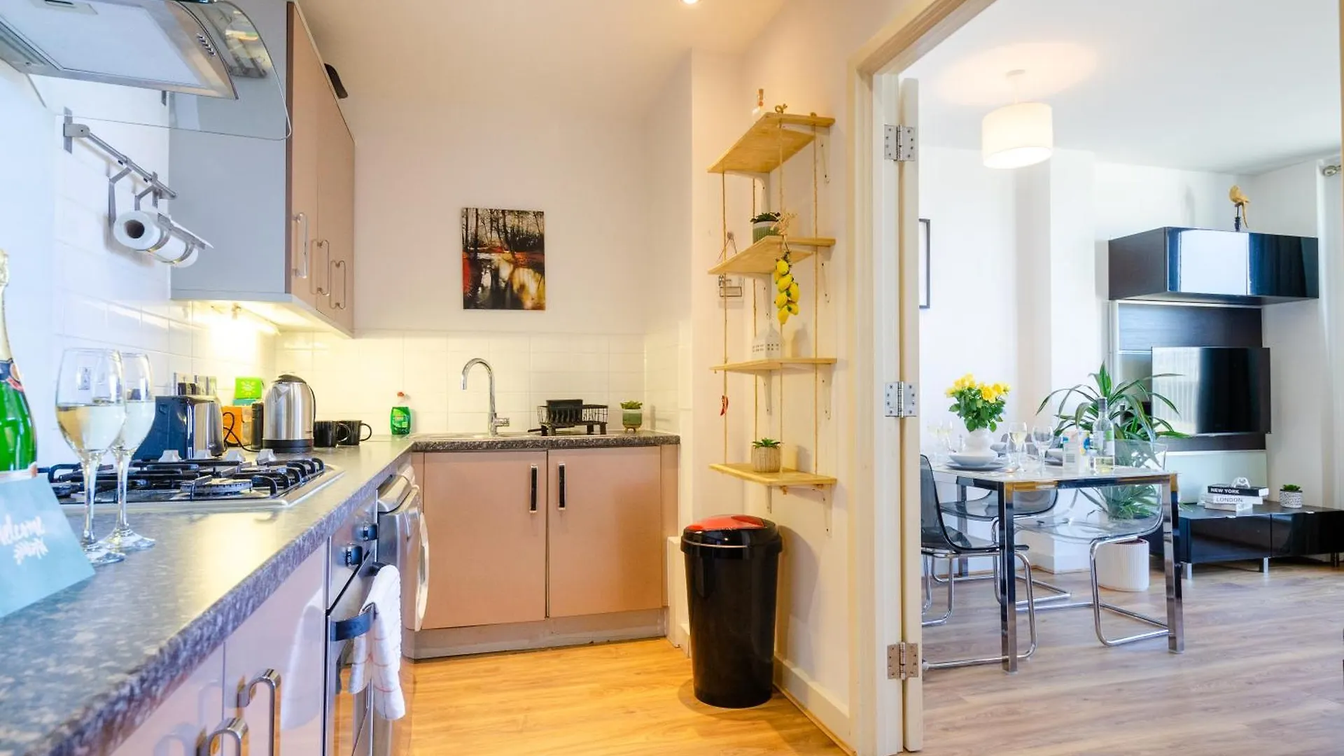 New The Viewpoint Modern 2 Bed Near O2 And Excel Ideal For Business And Long Stays London Apartment