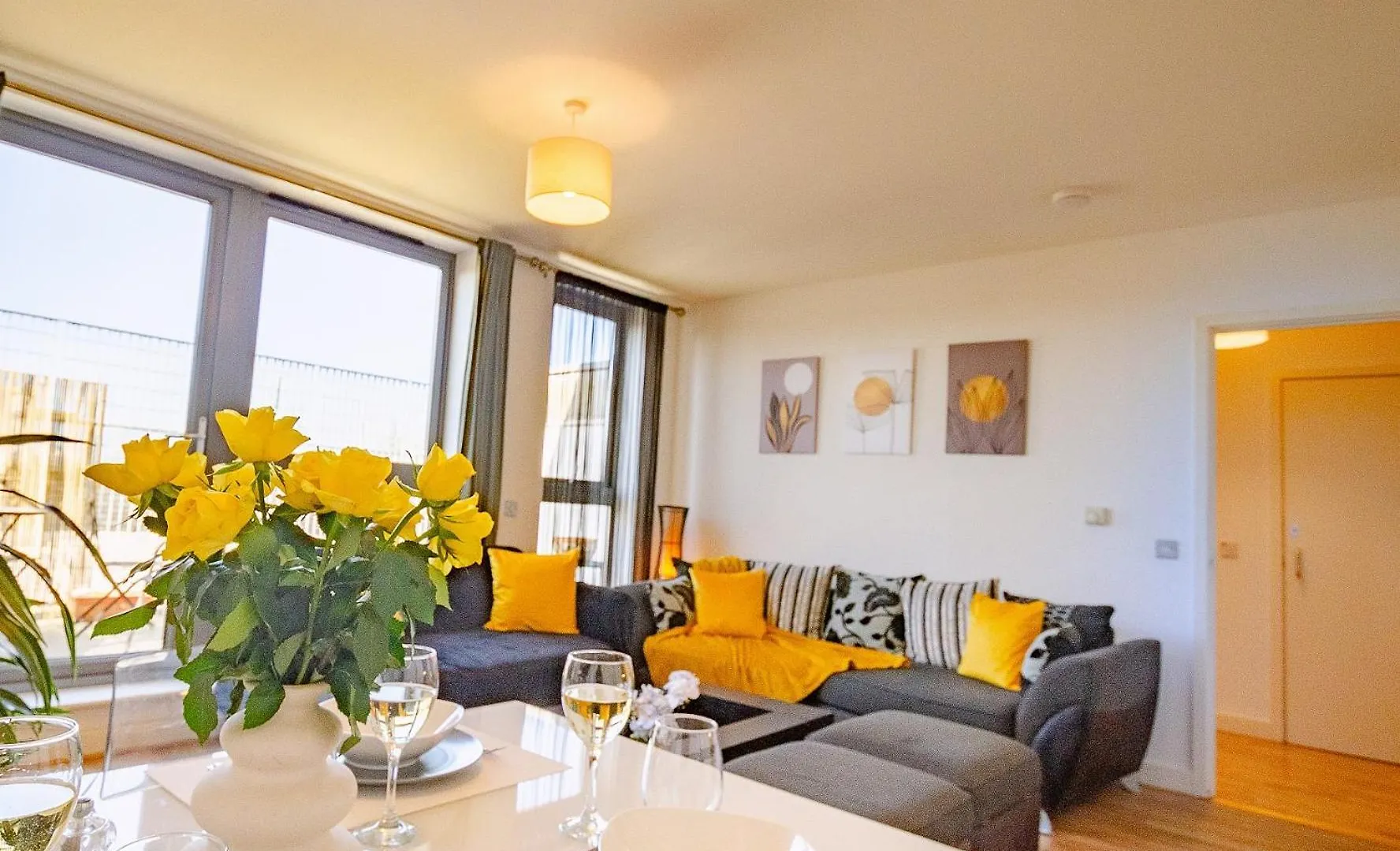 Apartment New The Viewpoint Modern 2 Bed Near O2 And Excel Ideal For Business And Long Stays London